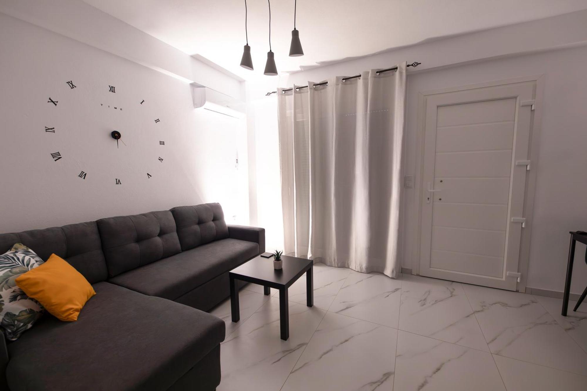 E&S Balaska Apartments カヴァラ エクステリア 写真